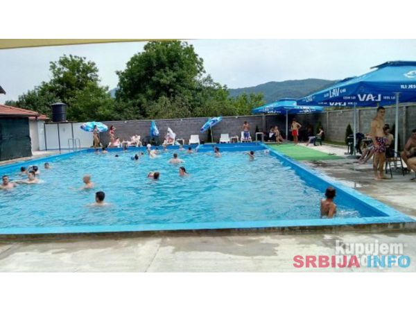 Prodaja, restoran i otvoreni bazen