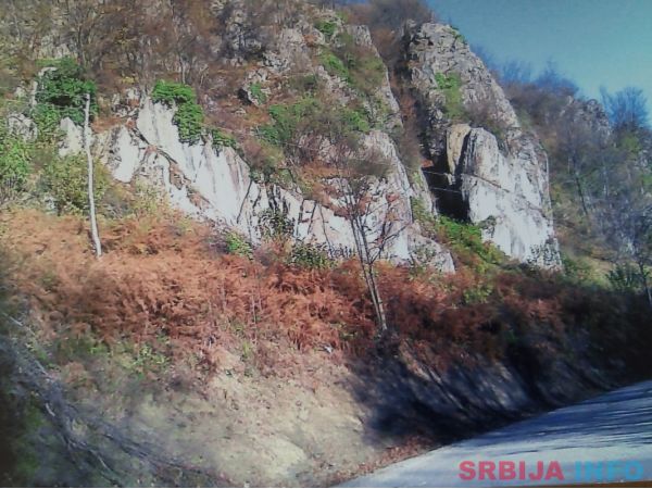 Prodajem kamenolom