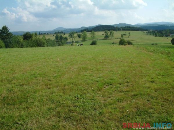 Prodajem prelep plac na Zlatiboru, selo Rozanstvo