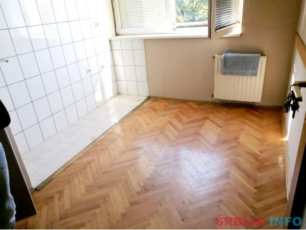 Stan na Bulevaru Zorana Đinđića