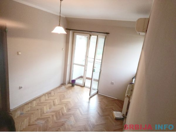 Stan na Bulevaru Zorana Đinđića