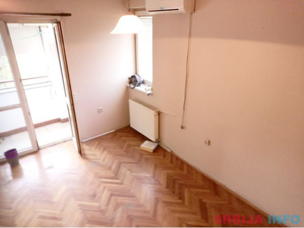 Stan na Bulevaru Zorana Đinđića