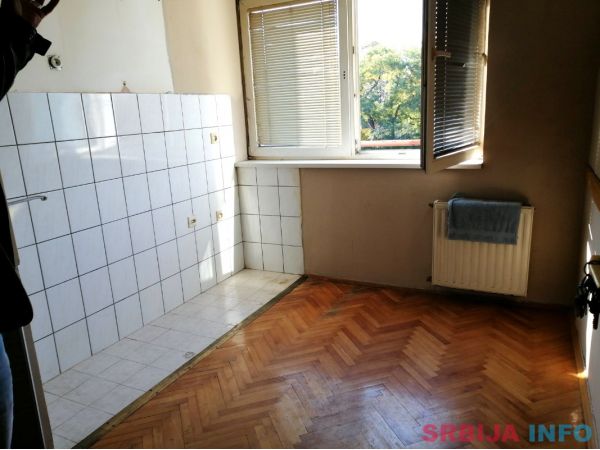 Stan na Bulevaru Zorana Đinđića