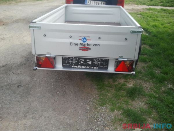 Auto prikolica 750 kg