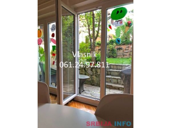 Vlasnik prodaje kucu od 400m2 i 4 ara placa-Vracar