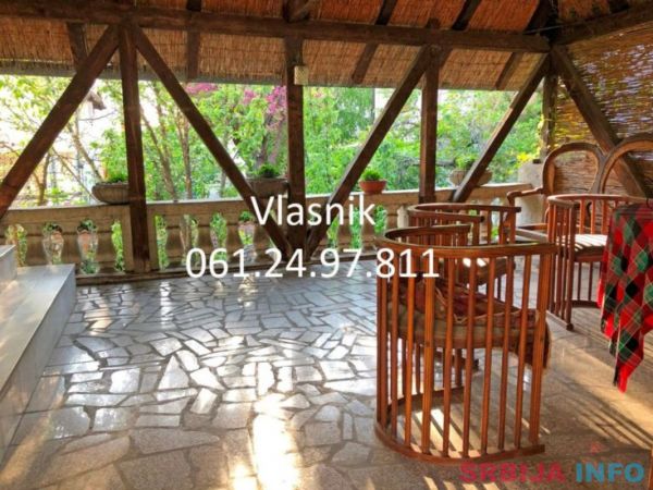 Vlasnik prodaje kucu od 400m2 i 4 ara placa-Vracar