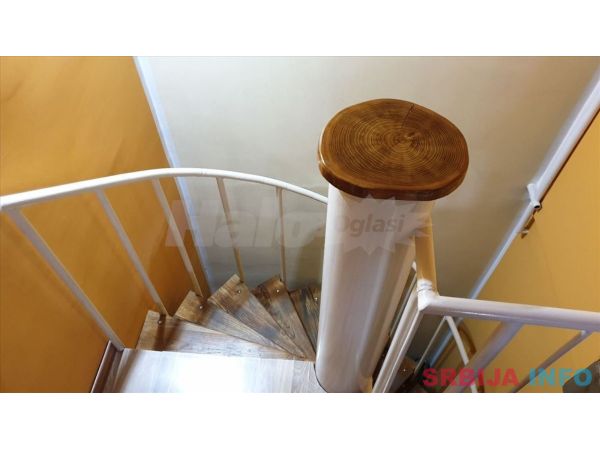 Lokal 46m2,Banovo Brdo, TC STANKOM