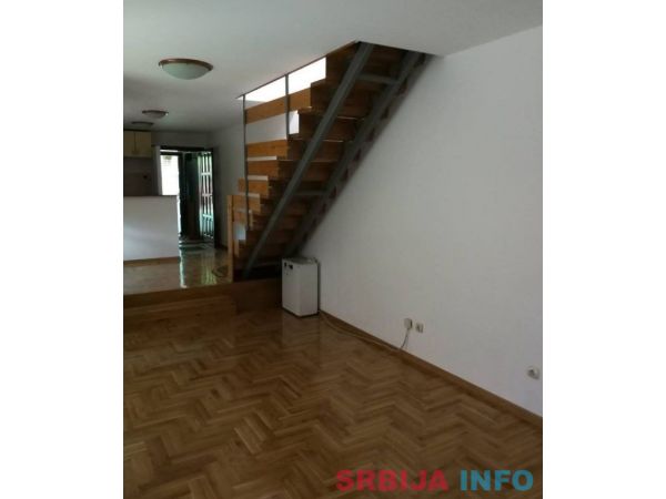 Kuca na prodaju Zvezdara-Uciteljsko Naselje
