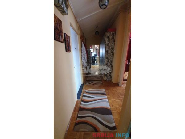 Prodaja ili zamena stana