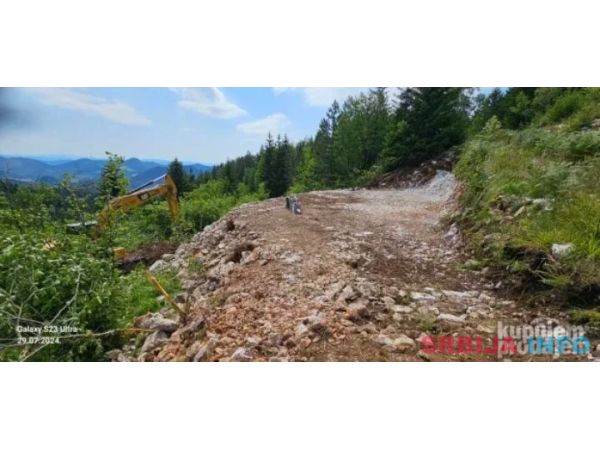 Plac 5,5 ari Tara Sekulić 