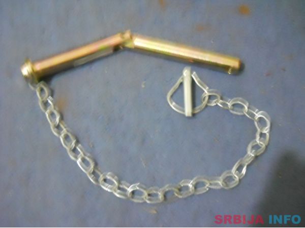 TRAKTOR DELOVI POVOLJNO ZBOG ZATVARANJA DELATNOSTI 0638288433