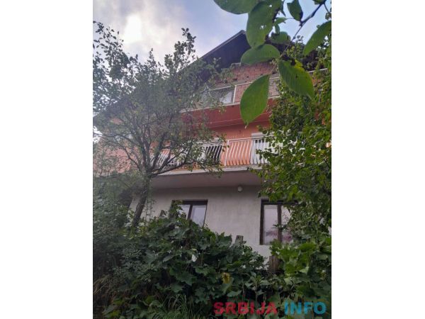 Prodajem kucu u Priboju