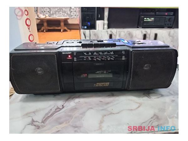 Radio kasetofon sharp