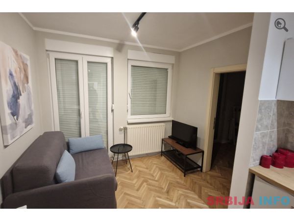 Dvosoban Apartman King Ns Novi Sad Adamovicevo Naselje