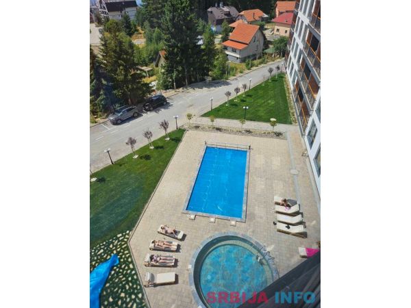 Prodaje se luksuzan studio-apartman na Kopaoniku