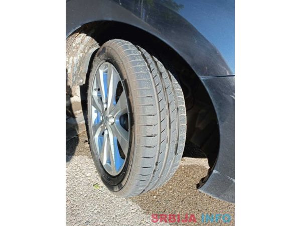 Na prodaju MITSUBISHI Space Star 1,2 Comfort A 