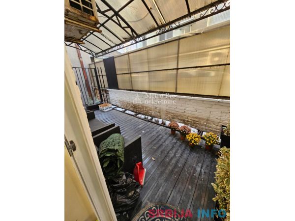 Dvoiposoban stan na prodaju, Slavija, 42m2 + 15m2 terasa