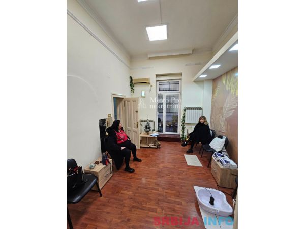 Dvoiposoban stan na prodaju, Slavija, 42m2 + 15m2 terasa