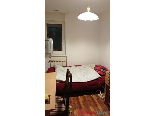 IZDAJEM SOBU U BLOKU 70 OD 01.07.
