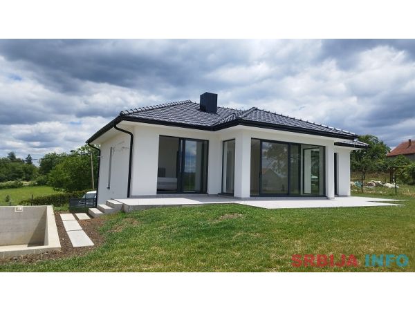 Luksuzna kuca sa bazenom Popovic-Sopot-Kosmaj
