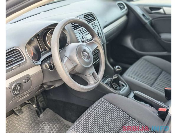Na prodaju Volkswagen Golf 6 1.6 TDI, 2011. godi&scaron;te 