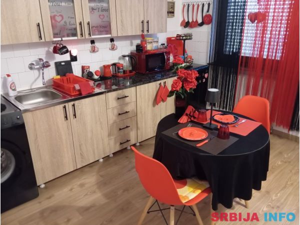 Red&Black Apartman za parove - Senta
