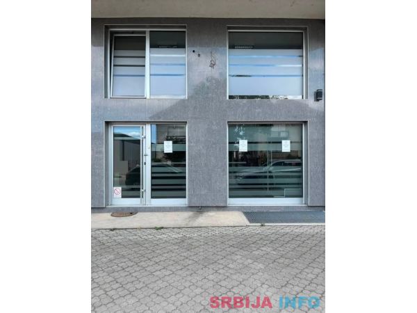 Izdajem lokal u Rumi