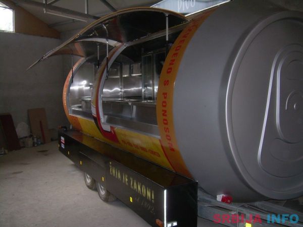 Pivnica i restoran na tockovima