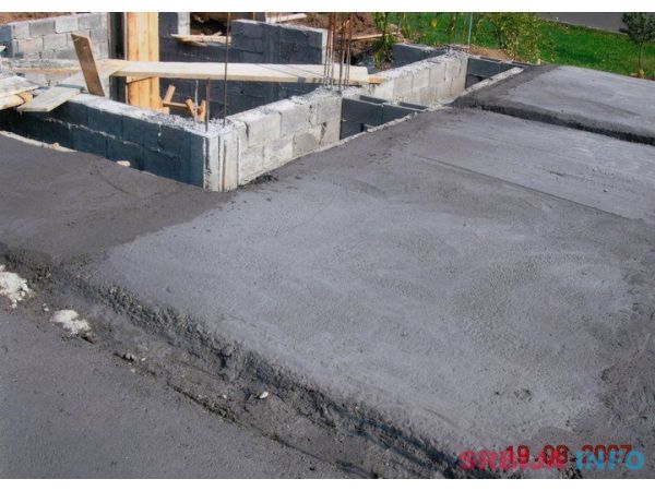 Poslovno Stambeni objekat 75000 E