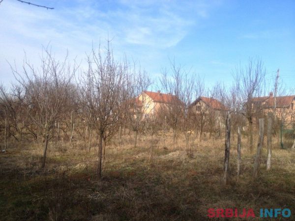 Prodajem plac u Požarevcu