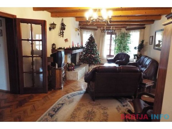 Kuća 177m2+34m2&mdash;Direktna prodaja-Jabuka*