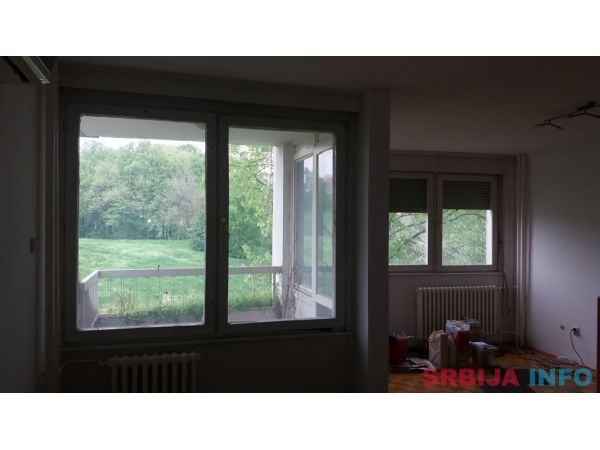 Stan na prodaju-Medak III