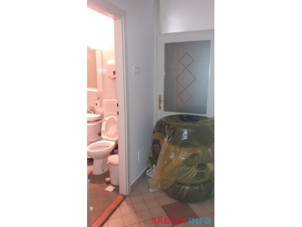 Stan na prodaju-Medak III