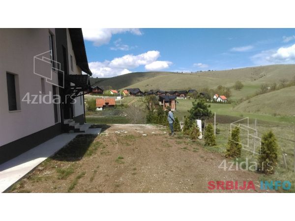 Prodajem povoljno apartman na Zlatiboru