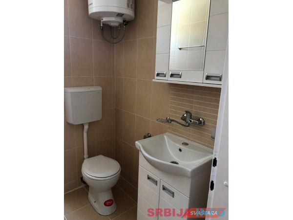 Radija; ac, potpuno renoviran, nekoriscen, 2-soban