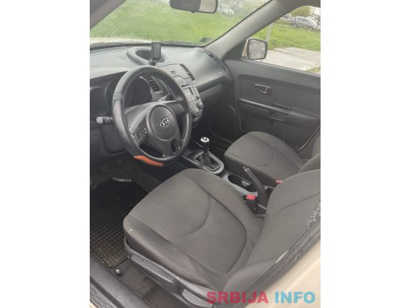 KIA Soul, 1.6 Benz, 2009. god, prvi vlasnik u Srbiji 