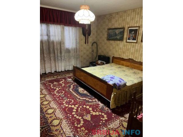 Odlicna kuca za porodicu Aleksandrovac-Žabari