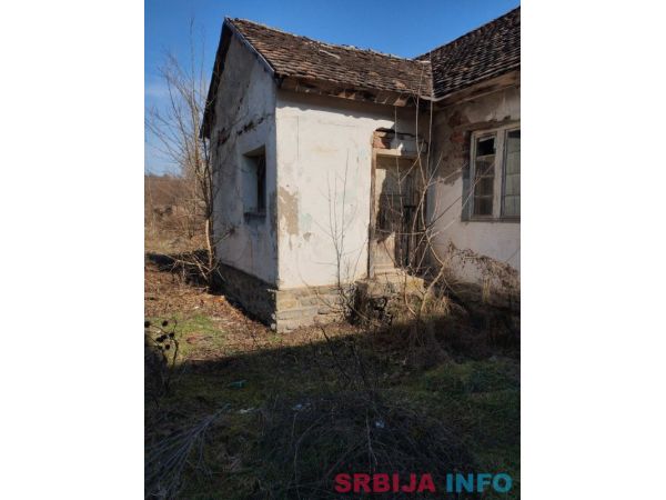 Prodajem kucu u Beloj Crkvi-Krupanj
