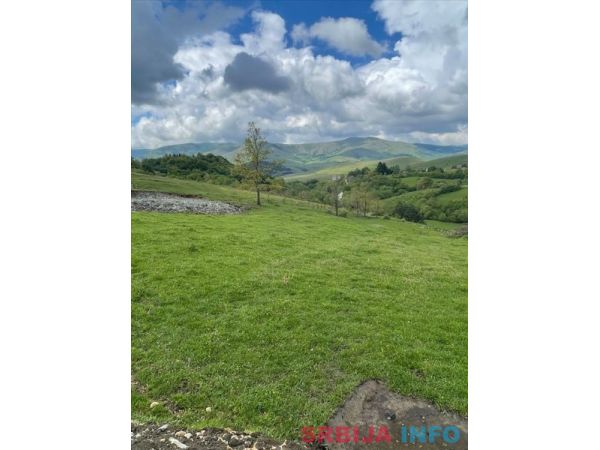 Prodajem plac na Zlatiboru 4ari