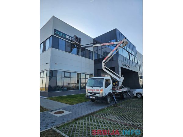 Iznajmljivanje kamiona sa korpom