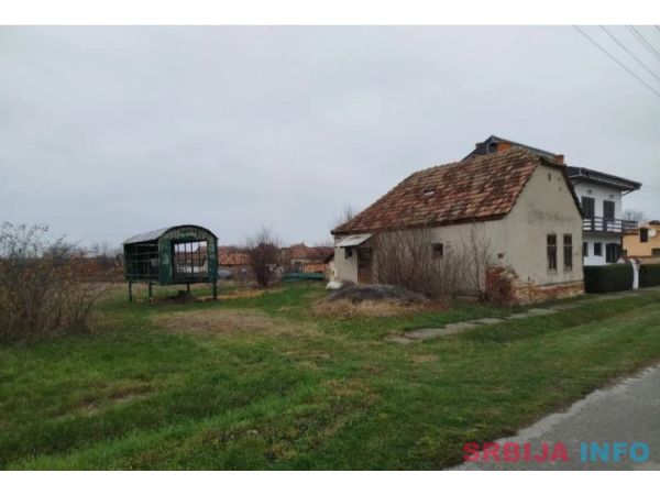 Kuca za renoviranje Lazarevo-Zrenjanin