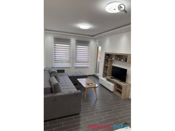 Trosoban Apartman Hemi Lux Beograd Zemun