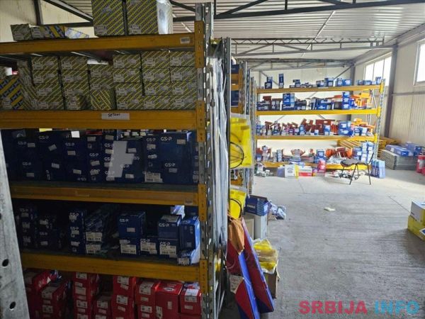 Izdaje se lokal na bulevaru u Sremskoj Mitrovici