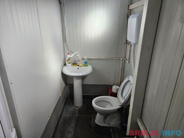 Izdaje se lokal na bulevaru u Sremskoj Mitrovici