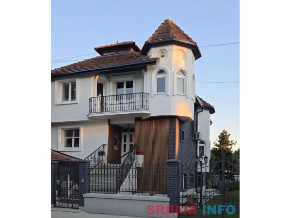 Retka prilika-prodaja kuce u Novom Sadu