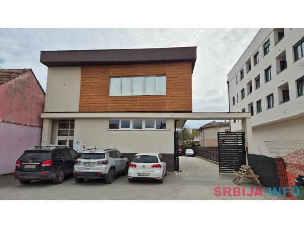 Poslovna zgrada na prodaju Novi Sad-Telep