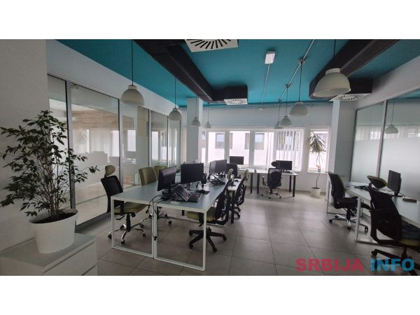 Poslovna zgrada na prodaju Novi Sad-Telep