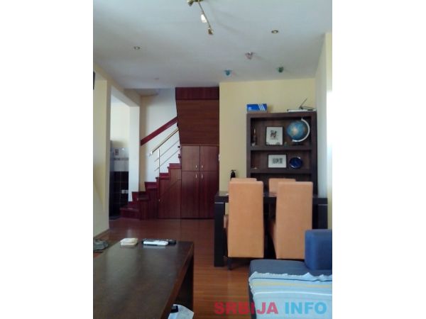 Centar-Ekonomski fakultet, LUX namesten, moderan