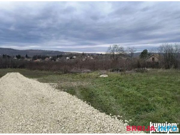 4 Parcele po 12,5 ari ukupno 50 ari Popović Sopot 