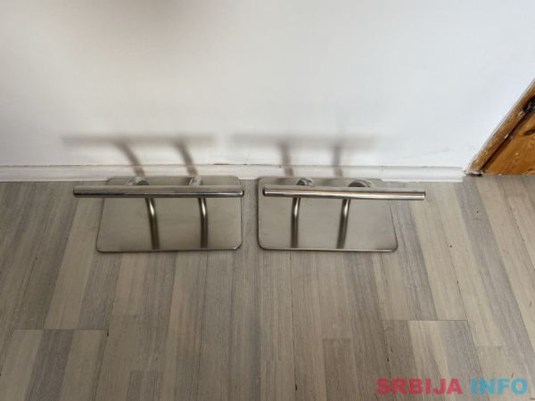 Na prodaju kompletna oprema za frizerski salon 
